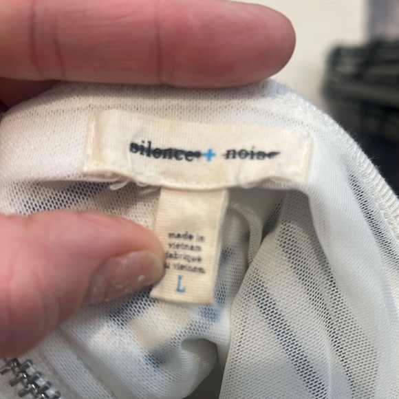 Silence + Noise navy and off white strapless dress size large. - Picture 5 of 7